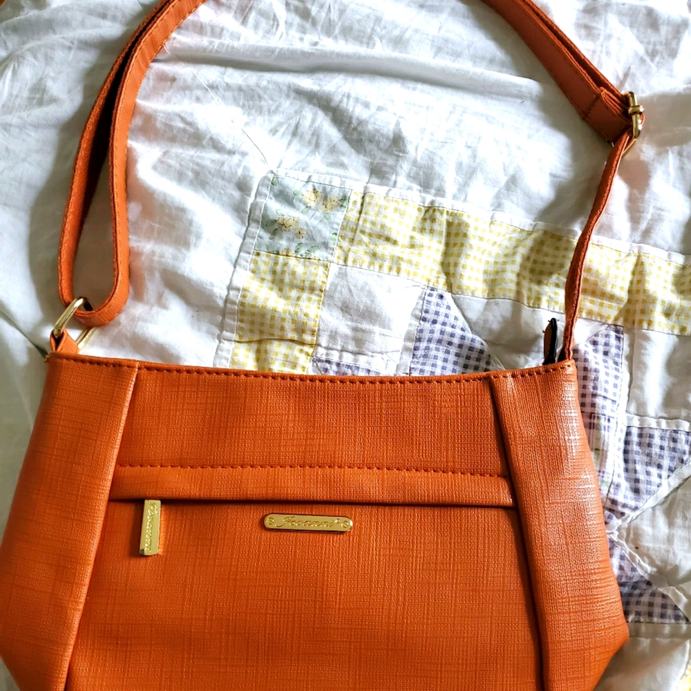 Like New Jovani Purse